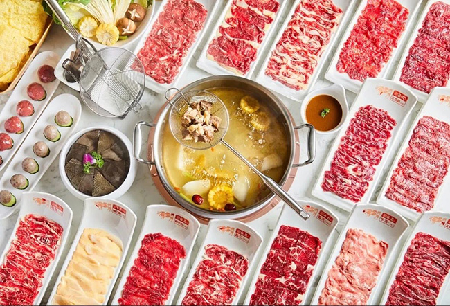 火锅界掀起地域风味浪潮，地标食材如何改写竞争格局