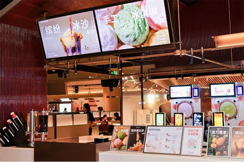 杨国福麻辣烫开卖麻辣香锅，海底捞首家创新概念店落地北京